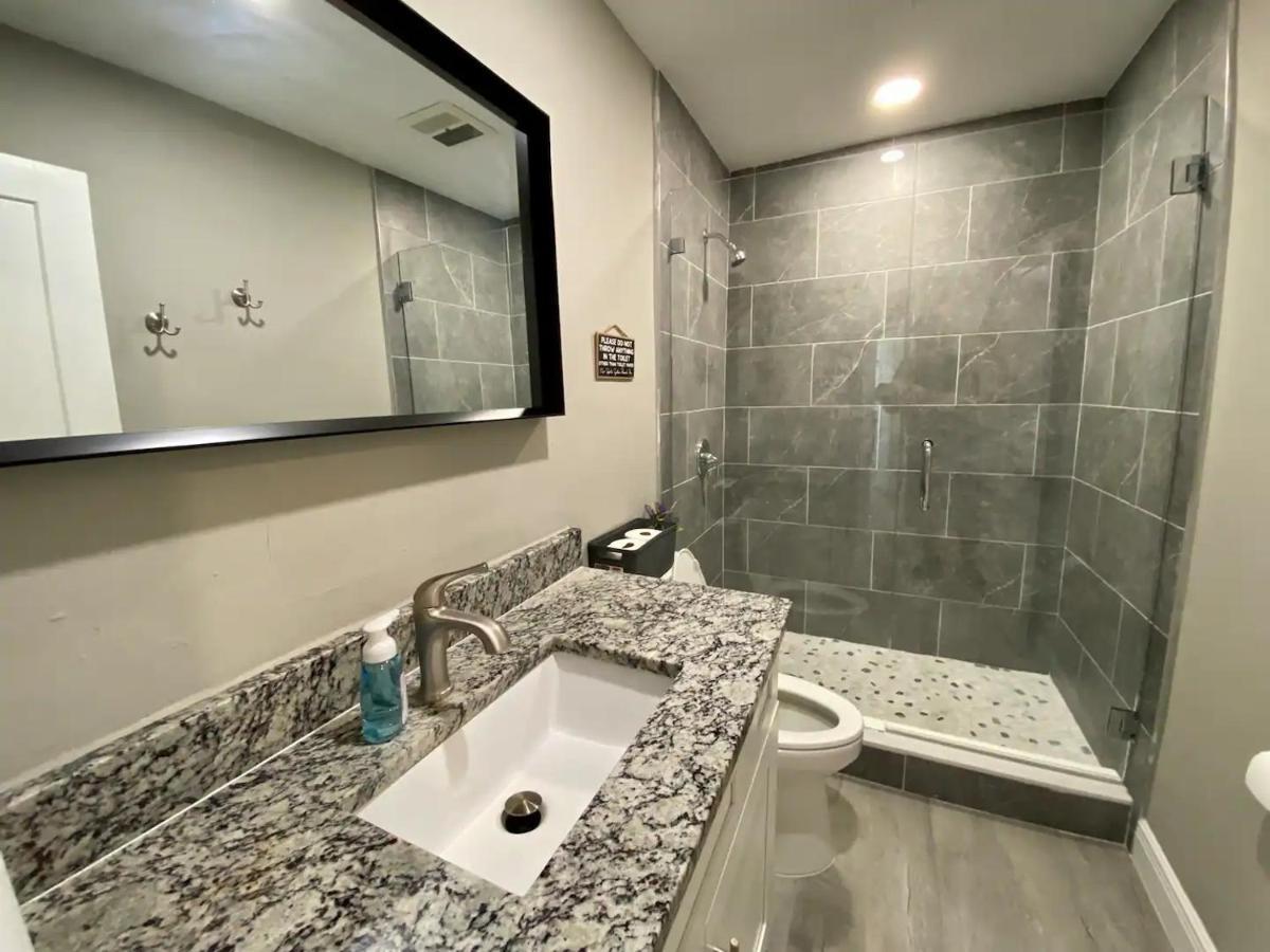 Spacious 5 Bedrooms 3 Bathrooms Family-Friendly Home With Heated Salt Pool Clearwater Ngoại thất bức ảnh